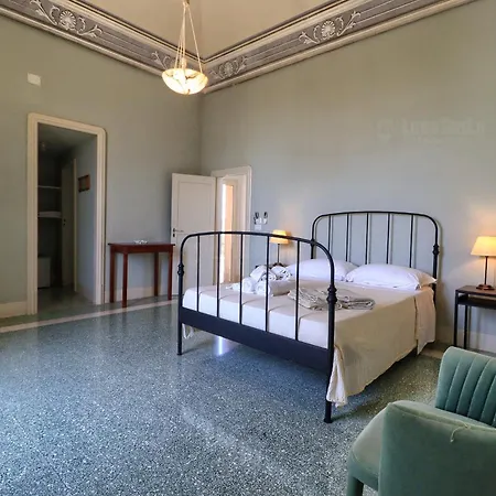 Altra Meta Luxury Palace By Lovesud